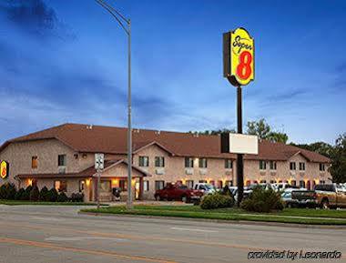 Hotel Super 8 By Wyndham Concordia Esterno foto