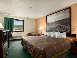 Hotel Super 8 By Wyndham Concordia Esterno foto
